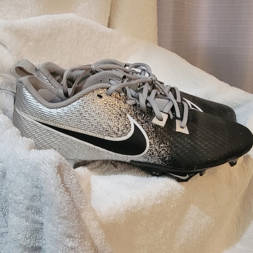 Nike Black and Silver Cleats. NWOT